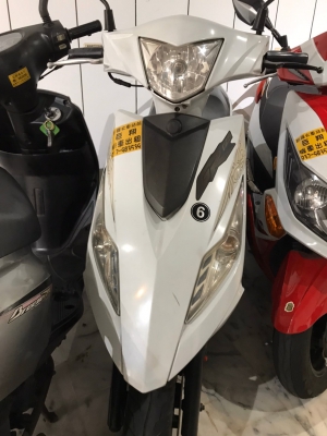 GR(白)125CC